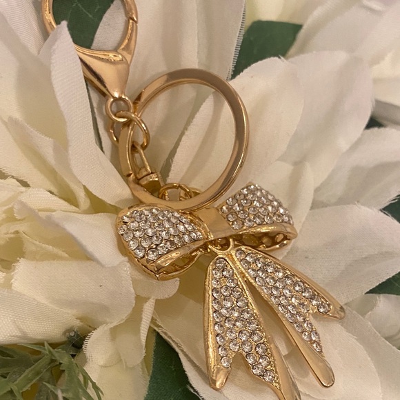 Gold Bow Keychain with Rhinestones - Picture 3 of 7